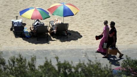 UK weather: Health warning issued as Britain braces for heatwave