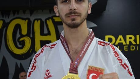 Eray Şamdan'dan altın madalya!