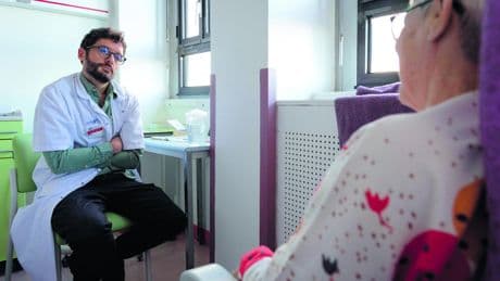 À l’hôpital Henri-Mondor de Créteil, un combat quotidien contre la dépression