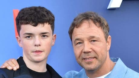Adolescence-acteur Owen Cooper kan jongste winnaar acteerprijs bij Emmy’s worden