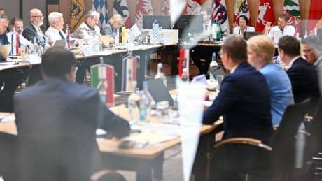 Treffen der Ministerpräsidenten mit Merz: Bund und Länder ringen wieder um Milliarden