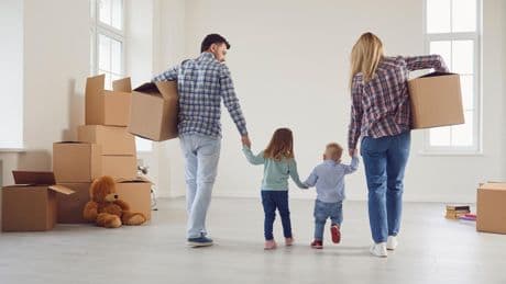 Un giovane su tre ha paura di fare figli per mancanza di una rete di servizi di supporto