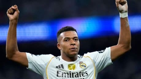 Champions League: Real siegt in Unterzahl, Benfica blamiert sich
