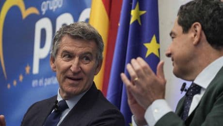 Las hipótesis sobre si Feijóo convocará el congreso del PP desatan el debate interno