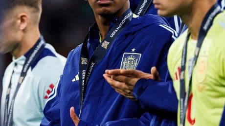 Lamine Yamal called out after fans spot what Spain ace did during Portugal Nations League trophy lift