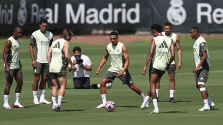 Real Madrid - Al Hilal en directo | Gonzalo ocupa la ausencia de Mbappé en ataque