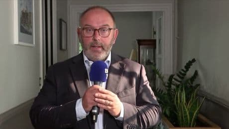 Le sénateur Laurent Duplomb déplore une "concurrence déloyale" pour les filières françaises après la censure partielle de la loi