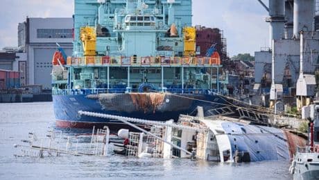 Putin red-faced after new Russian navy boat sinks during final building work