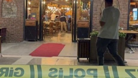 Eski koca restoran bastı: 1'i ağır 4 yaralı