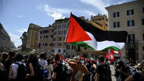 L'opposizione in piazza per Gaza impoverisce il ruolo dell'Italia