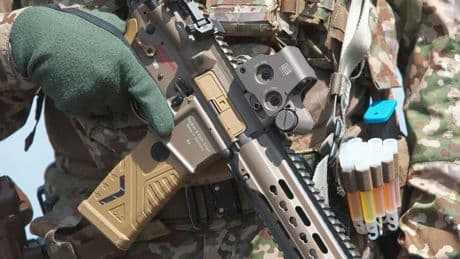 Rüstung: Heckler & Koch verkauft mehr Waffen – Ergebnis geht aber zurück