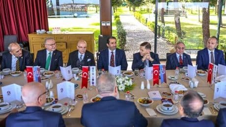 Zeyyat Kafkas: 'Futbolun futboldan uzaklaştığı bir sezon yaşıyoruz'