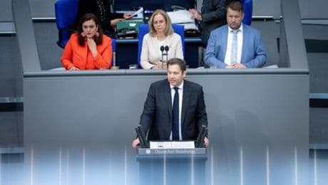 Schuldenbremse: Lars Klingbeil plant Ausnahmen für Haushalte 2025 und 2026