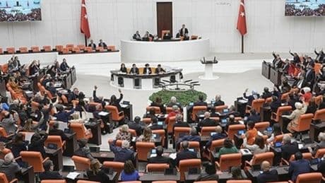 Sağlık alanına ilişkin düzenlemeleri içeren kanun teklifi, kabul edildi