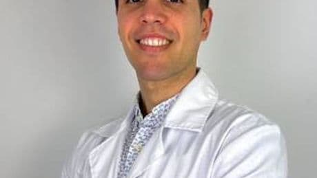 Carlos, experto en nutrición y salud: "Si cada mañana te levantas muy cansado pese a haber dormido bien ese fuego inflamatorio ya está activo"