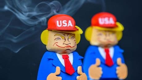 Brauchtum: Erzgebirger heben Trump auf den Sockel: als Räuchermännchen