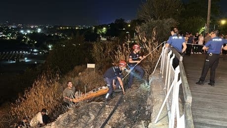 Antalya'da bir çocuk falezlerden düştü