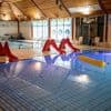 Stagiair (20) bij zwembad Zelhem verdacht van verkrachting van elf  jonge kinderen