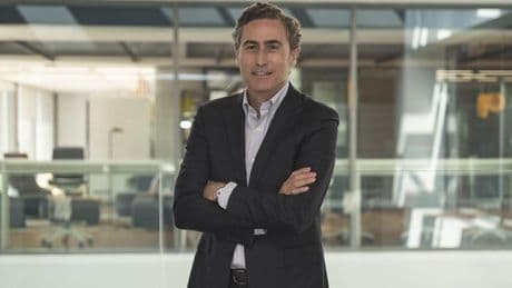 «No se puede proyectar hacia afuera lo que no ocurre dentro»