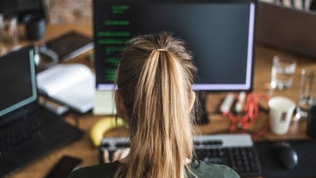 Vibing coding and AI have helped me more than double my Etsy and Shopify revenue in one year. Here's how I use it.