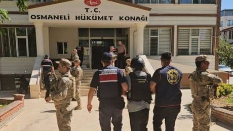 Darp ederek öldürdü... "Sınırı geçtin" cinayeti!