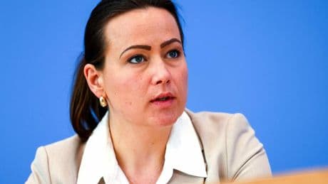 Konjunkturprognose: DIW warnt: Nahost-Konflikt könnte Ölpreis anheizen und den Konsum dämpfen