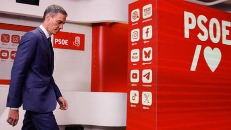Sánchez busca el choque con Trump para no hablar de Cerdán... Y si es con foto, mejor