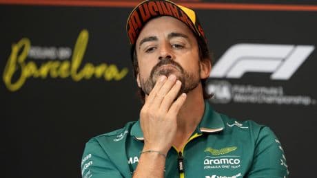 Las razones del flechazo de Alonso por Montmeló y de sus reproches a Madrid: de aquellas malas caras a 'Els Segadors' a la 'amenaza' de desaire con Ayuso