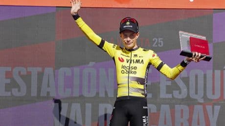 Jonas Vingegaard pega su primer gran golpe a La Vuelta tras conquistar la 9ª etapa y se queda a 37" del maillot rojo