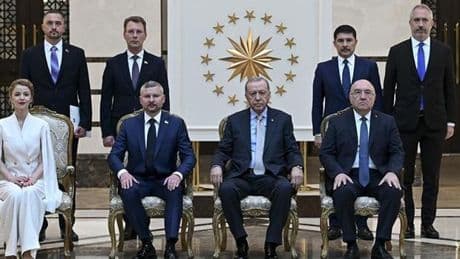 Cumhurbaşkanı Erdoğan 5 ülkeden büyükelçileri kabul etti