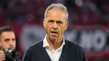 Caparrós estalla de emoción con los Biris tras una victoria agónica: &quot;Soy uno más, me identifico con la filosofía&quot;