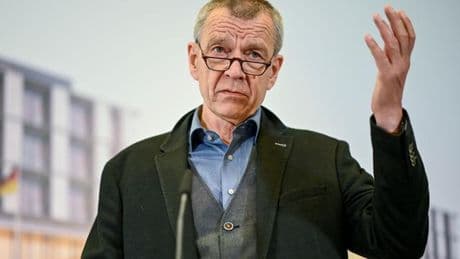 Hitlers Leiche: Zyankali und Kopfschuss - Rechtsmediziner über Hitlers Ende