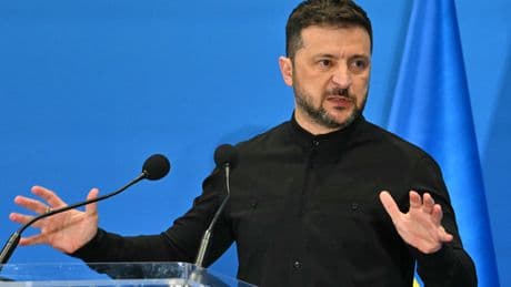 Ukraine : malgré les critiques, Volodymyr Zelensky promulgue une loi supprimant l'indépendance des instances anticorruption