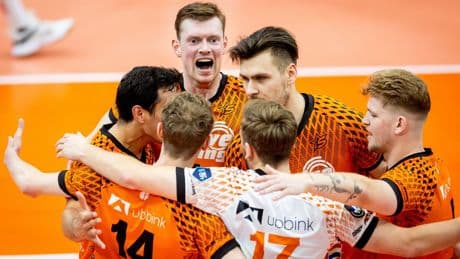 Volleyballers Orion winnen eerste finalewedstrijd in vijf sets van Lycurgus