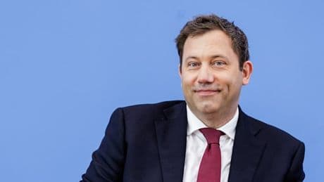 Steuererhöhungen? „Alles muss denkbar sein“, sagt der Finanzminister