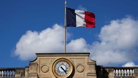 Debito francese: tasso interesse sopra 4,5% per la prima volta dal 2011