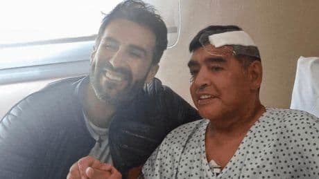 Los testimonios que señalan a Luque, médico de Maradona, en el juicio por su muerte: "Le operó cuando no era necesario"