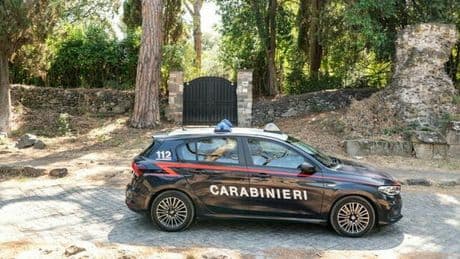 Roma, furto in casa della vedova di Modugno sull'Appia Antica: rubata la cassaforte. A dare l'allarme il custode