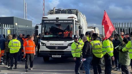 Union accuses council of ‘abhorrent’ practices and calls for leader to quit