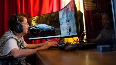 Ces gameurs du troisième âge qui partagent leur passion en direct