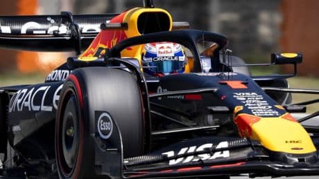 Derde tijd Verstappen in tweede Spaanse training, Piastri snelste