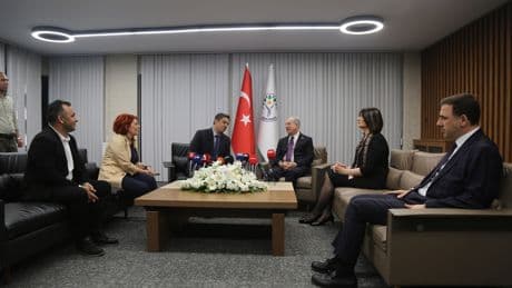 DEM Parti ve MHP'den bayramlaşma: 'Çözüm yeri Meclis, uzlaşı lazım'