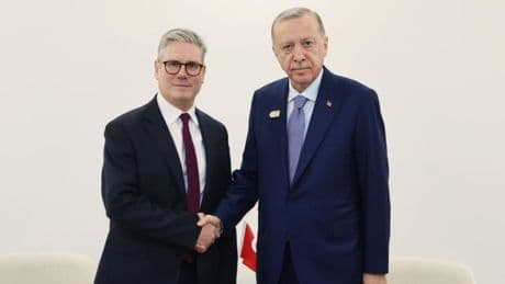 Erdoğan, İngiltere Başbakanı Starmer ile görüştü