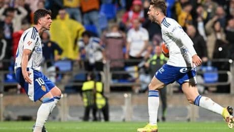 Dani Gómez da un respiro enorme al Real Zaragoza