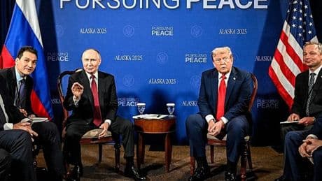 Trump ve Putin Alaska'dan ayrıldı! Planlanan öğle yemeği iptal edildi