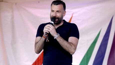 Congedo di "paternità" alle madri gay