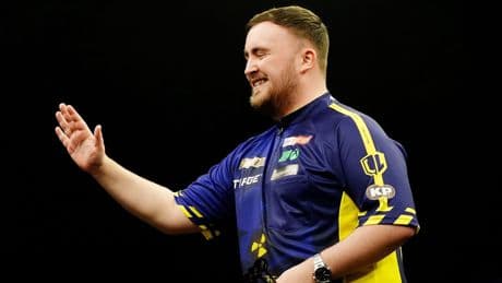 Darts-Wunderkind räumt ab - Guinness-Hattrick für Littler!