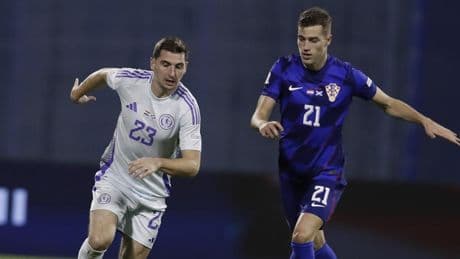 Croacia goleó sin Sucic, que celebró un evento muy especial lejos del fútbol