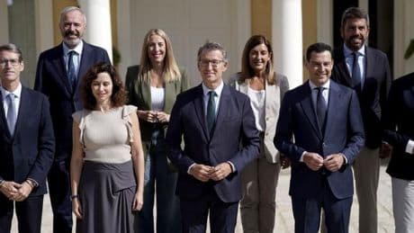 De las manos libres de Ayuso, Moreno y Rueda a las dificultades de los gobiernos del PP que dependen de Vox
