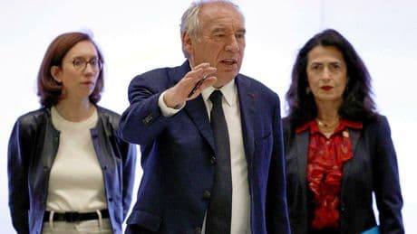 Bayrou : l’Himalaya budgétaire à reculons